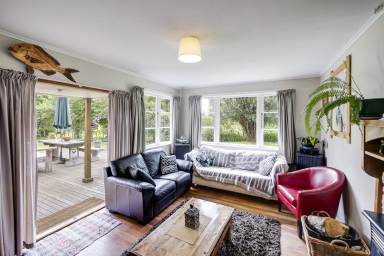 Photo of property in 1447 Ridgemount Road, Tutira, Napier, 4188