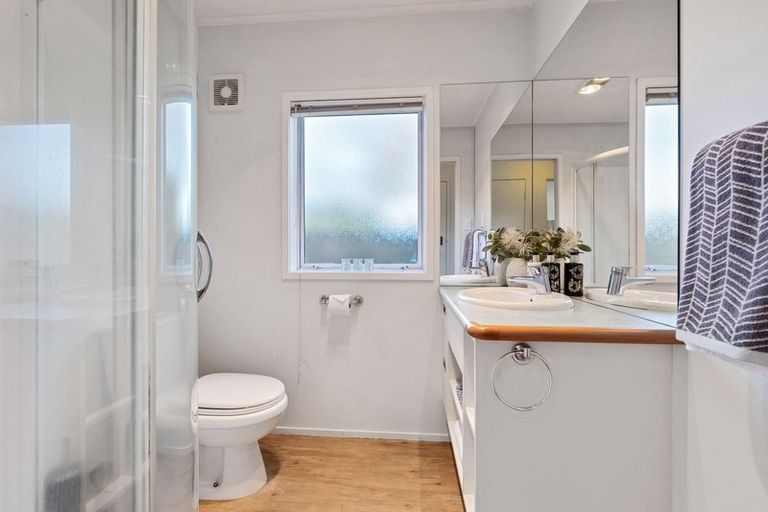 Photo of property in 2/14 Ewen Alison Avenue, Devonport, Auckland, 0624