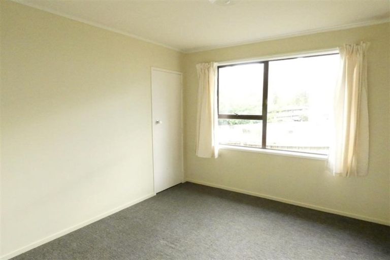 Photo of property in 19 Virgo Place, Glen Eden, Auckland, 0602