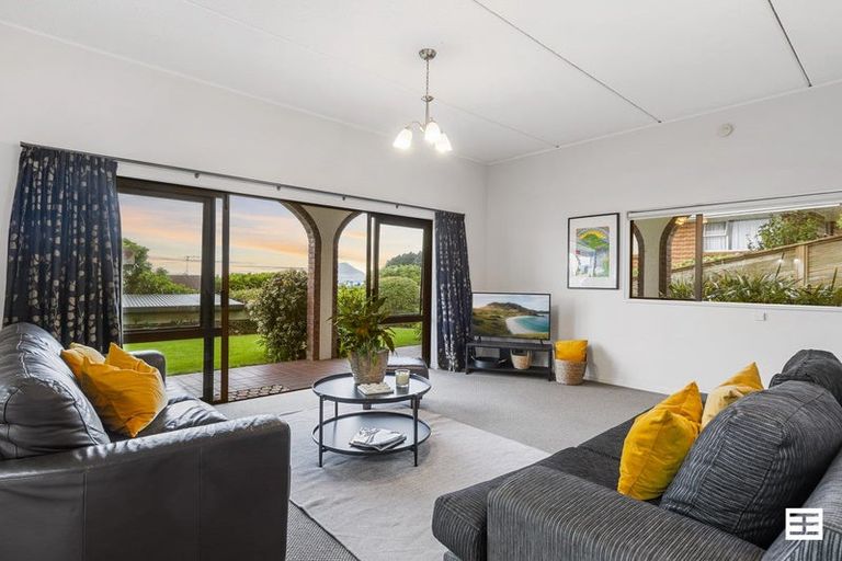 Photo of property in 24a Western Road, Otumoetai, Tauranga, 3110