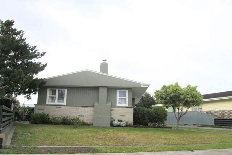 Photo of property in 22 Bristol Street, Tamatea, Napier, 4112