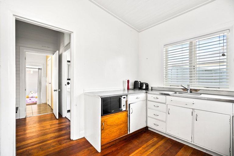 Photo of property in 86 Hatea Drive, Regent, Whangarei, 0112