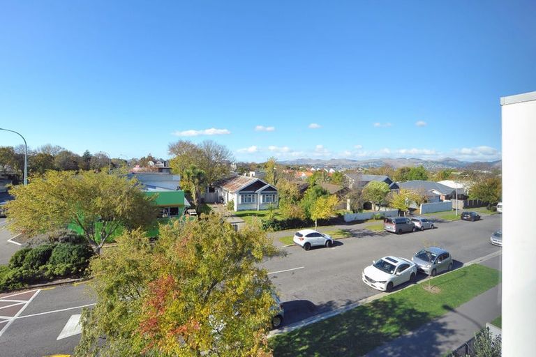 Photo of property in 3/193a Riccarton Road, Riccarton, Christchurch, 8041