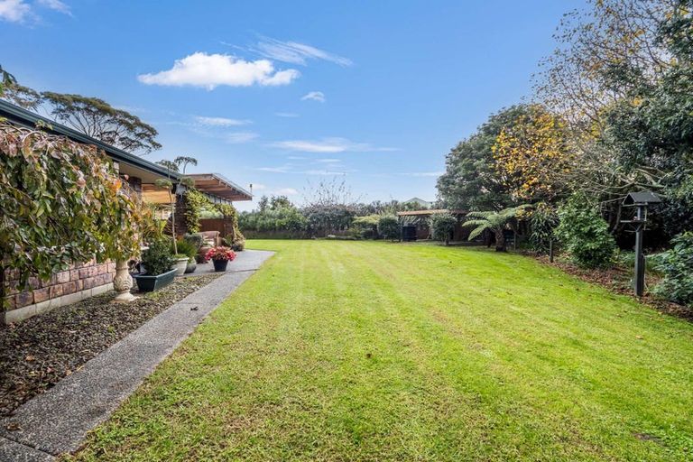 Photo of property in 17 Brights Road, Waiuku, 2123