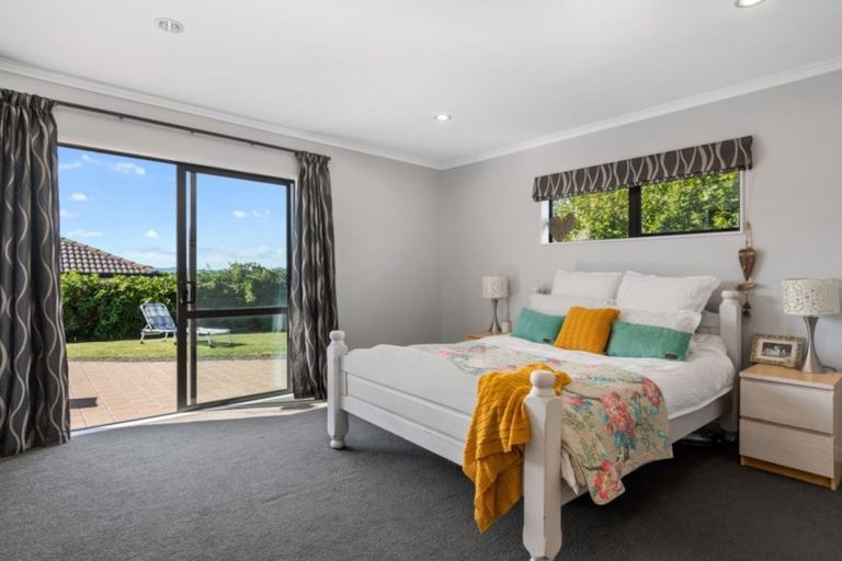 Photo of property in 16 Lynley Park Drive, Omokoroa, 3114