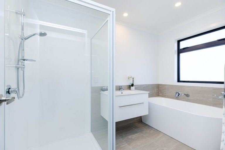 Photo of property in 2 Pukaki Road, Mangere, Auckland, 2022