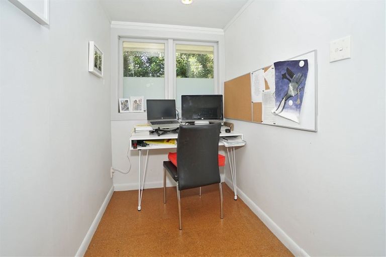 Photo of property in 300 Cambridge Road, Hillcrest, Hamilton, 3216