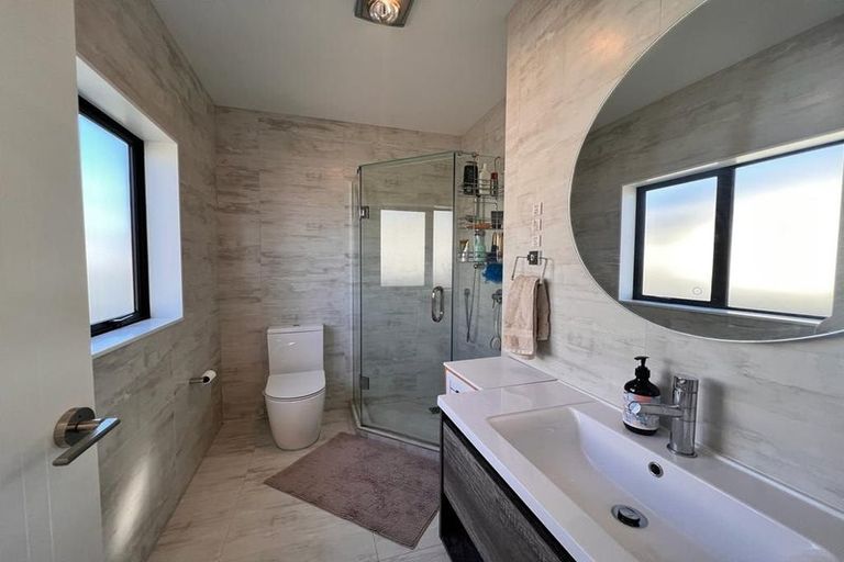 Photo of property in 11 Whakapono Road, Pukekohe, 2120