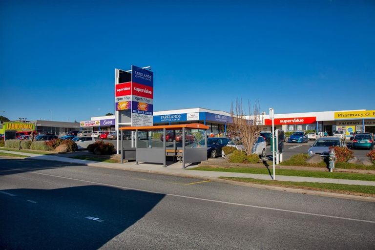 Photo of property in 201 Parklands Avenue, Bell Block, New Plymouth, 4312