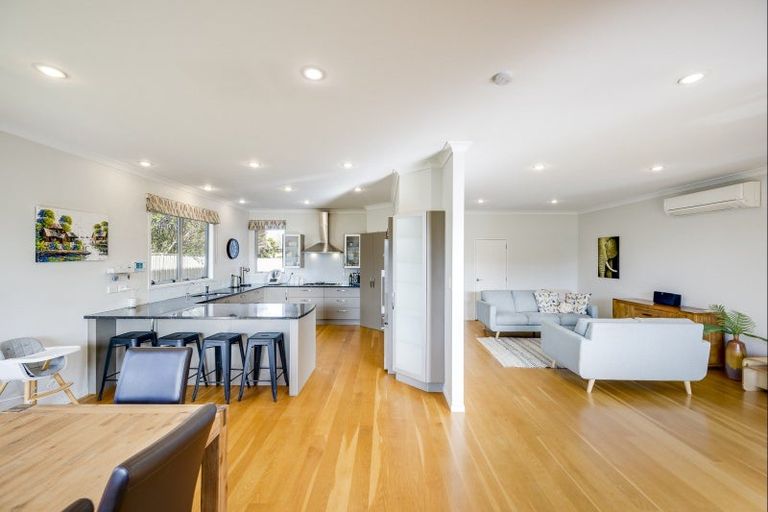 Photo of property in 154b Avondale Road, Greenmeadows, Napier, 4112