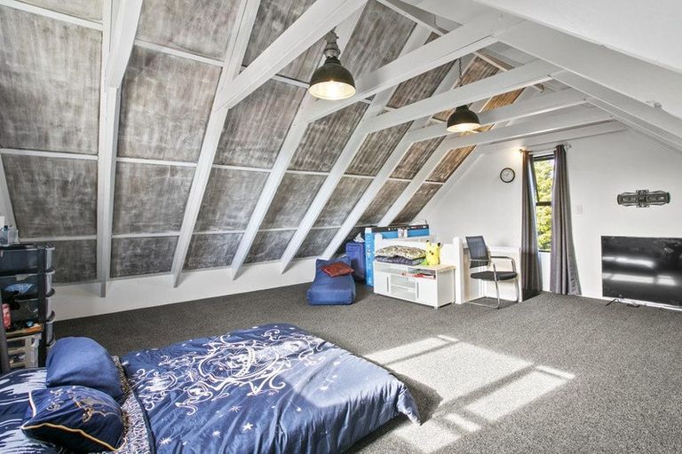 Photo of property in 288e Mangorei Road, Merrilands, New Plymouth, 4312