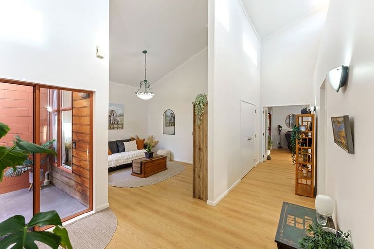 Photo of property in 15 Sydney Crescent, Raumati South, Paraparaumu, 5032