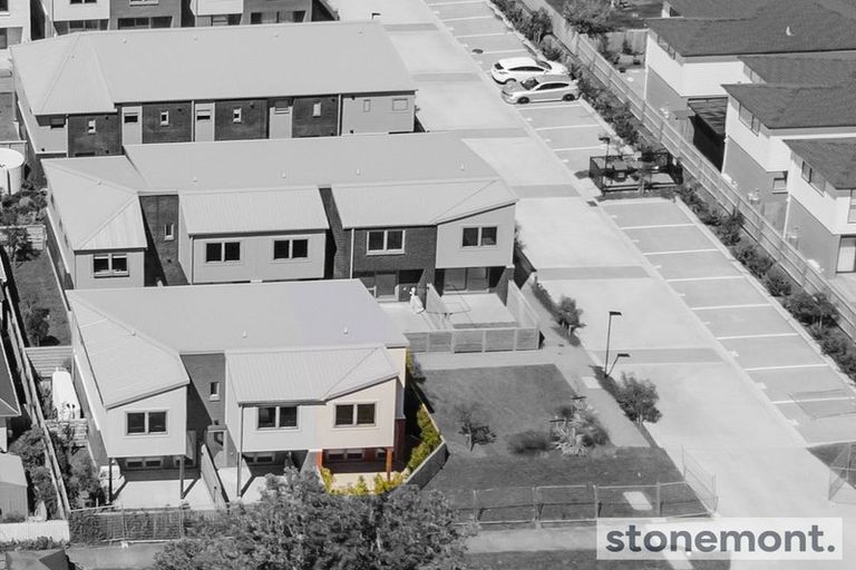Photo of property in 30 Earlsworth Road, Mangere East, Auckland, 2024