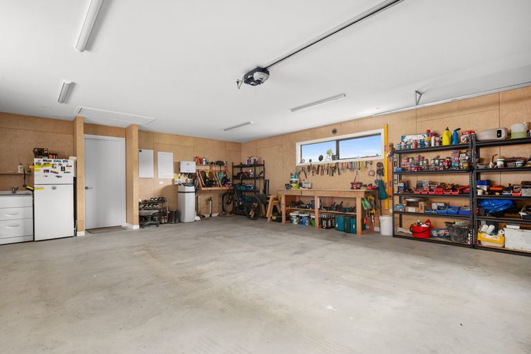 Photo of property in 98 Aronui Road, Bridge Hill, Alexandra, 9320