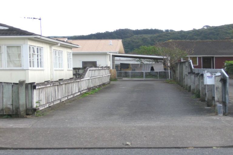 Photo of property in 3c Pringle Street, Taita, Lower Hutt, 5011