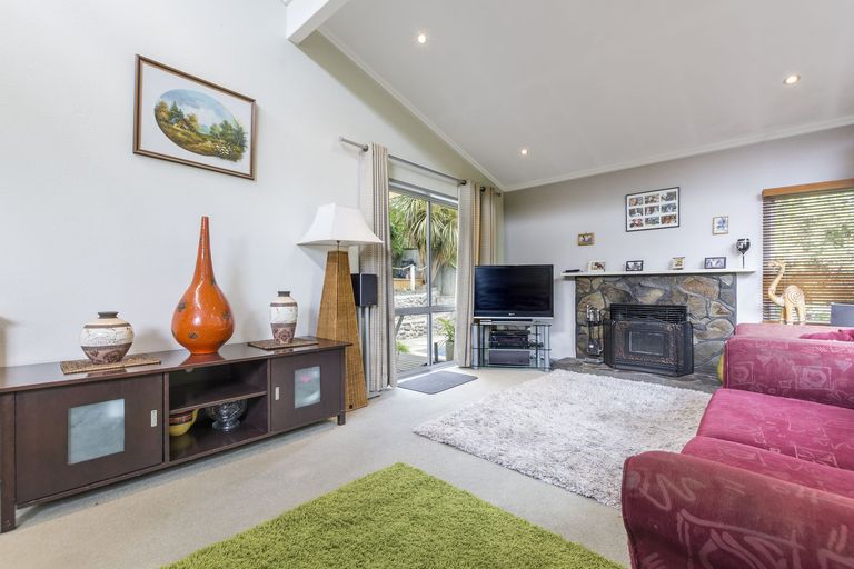 Photo of property in 39 Seymour Place, Bellevue, Tauranga, 3110