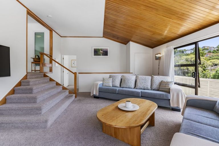 Photo of property in 5 Honeysuckle Lane, Mairangi Bay, Auckland, 0630