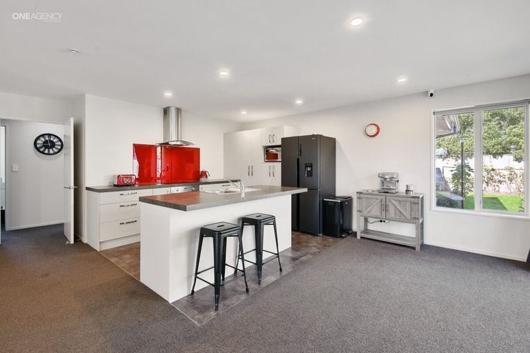 Photo of property in 15 Tutaipatu Avenue, Pegasus, 7612