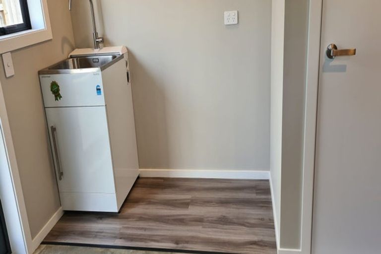 Photo of property in 12 Potaka Street, Marton, 4710