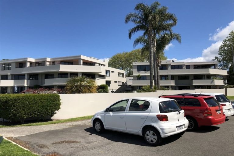 Photo of property in 4/2 Sixth Avenue, Tauranga, 3110