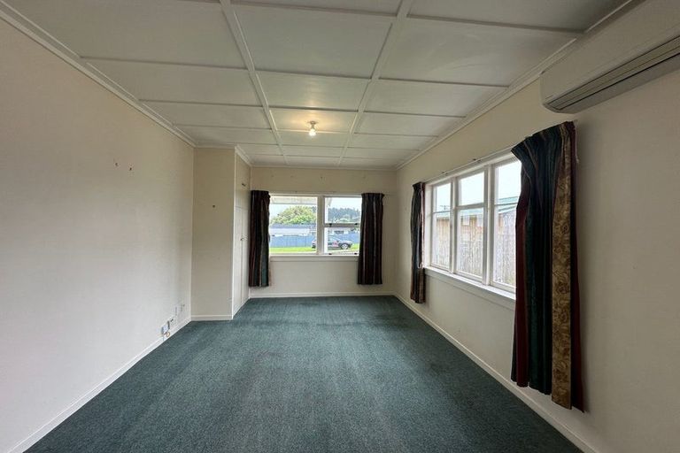 Photo of property in 10 Jackson Street, Waitara, 4320