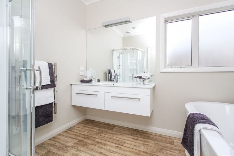 Photo of property in 67d Metcalfe Road, Ranui, Auckland, 0612