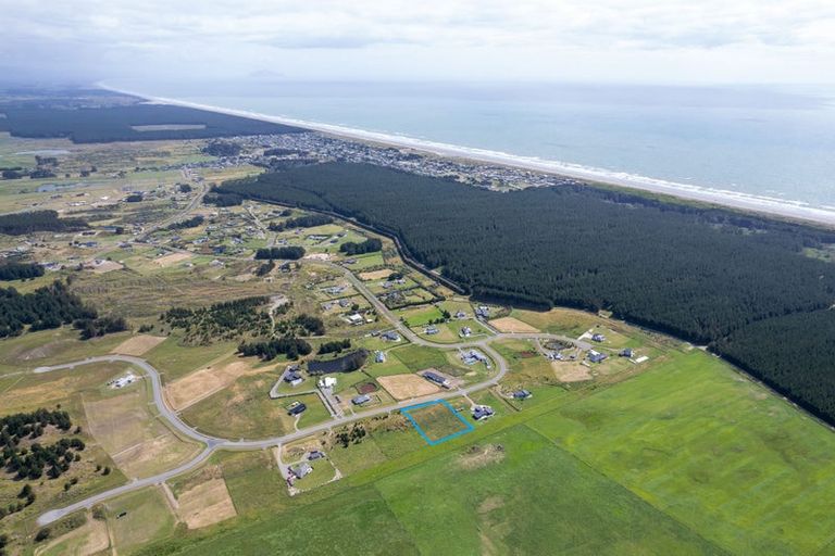 Photo of property in 21 Truebridge Drive, Waitarere, Levin, 5510