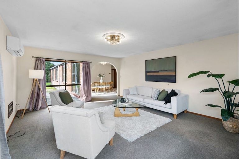 Photo of property in 18 Briarmont Street, Avondale, Christchurch, 8061