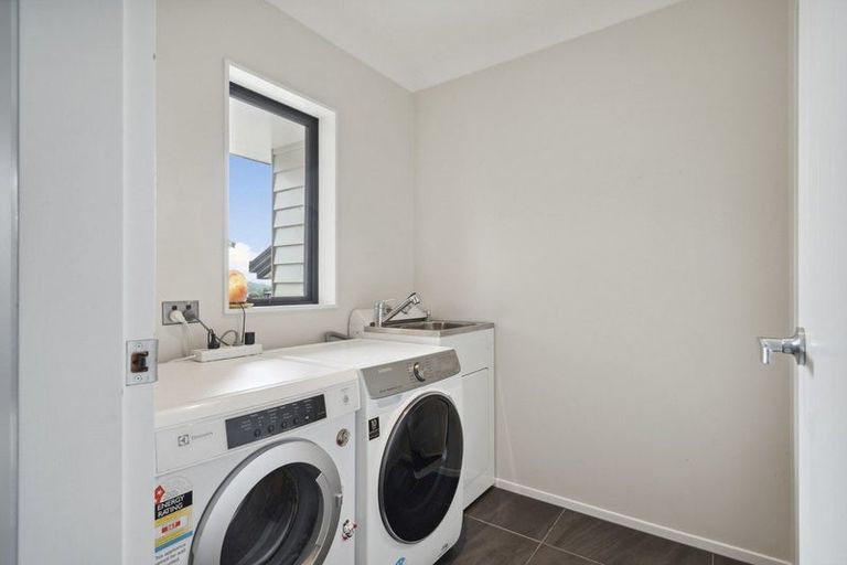 Photo of property in 81 Endeavour Drive, Whitby, Porirua, 5024