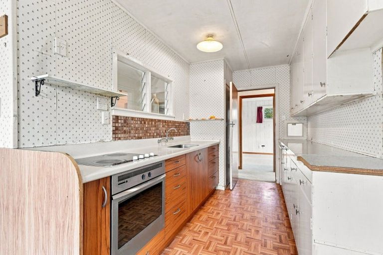 Photo of property in 42 Totara Street, Tawhero, Whanganui, 4501