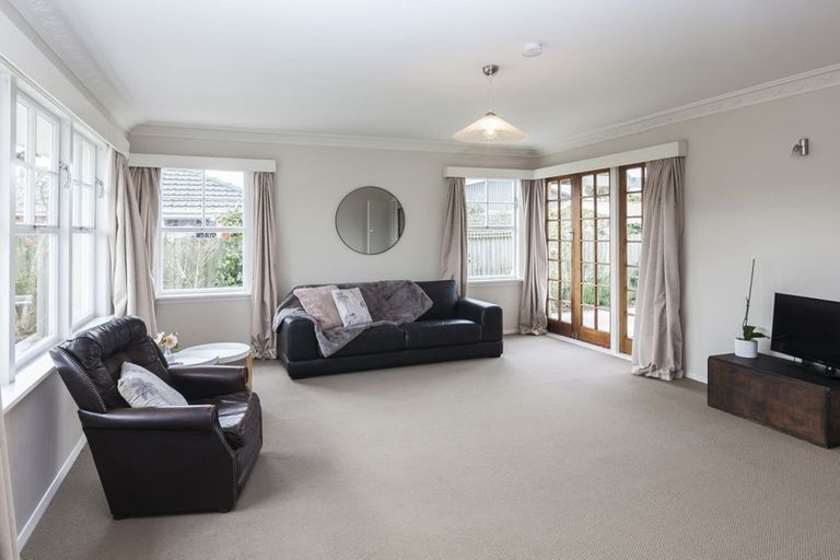 Photo of property in 2 Lothian Street, Ilam, Christchurch, 8041