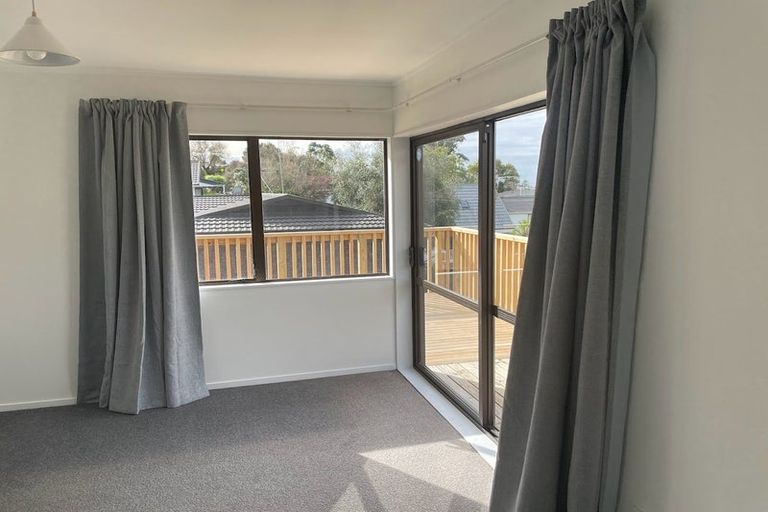 Photo of property in 5/37a Glengarry Road, Glen Eden, Auckland, 0602