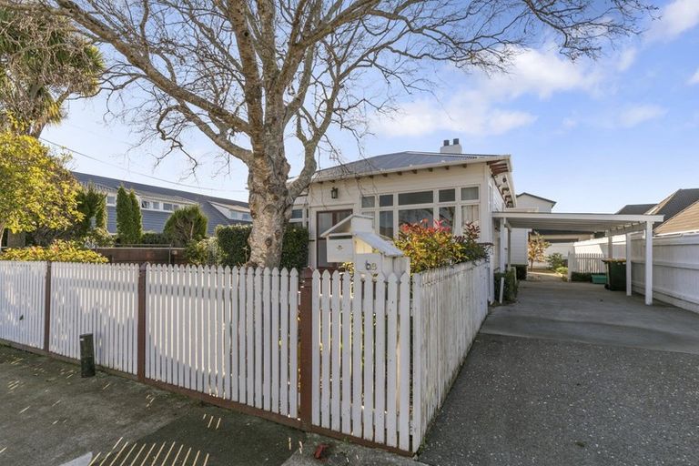 Photo of property in 6b Wai-iti Crescent, Woburn, Lower Hutt, 5010