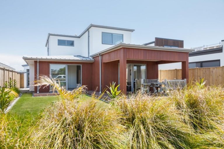 Photo of property in 10 Tuangi Way, Papamoa Beach, Papamoa, 3118