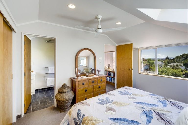 Photo of property in 46a Durham Drive, Havelock North, 4130