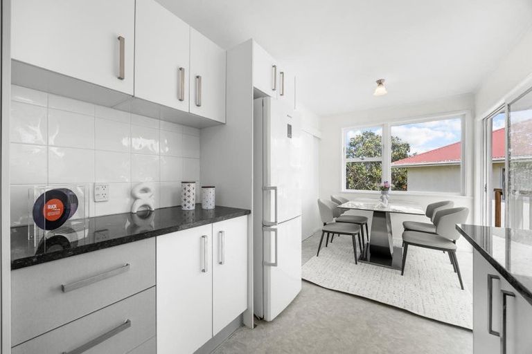 Photo of property in 29 Cardiff Road, Pakuranga, Auckland, 2010