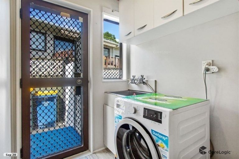 Photo of property in 2/134 Spinella Drive, Bayview, Auckland, 0629