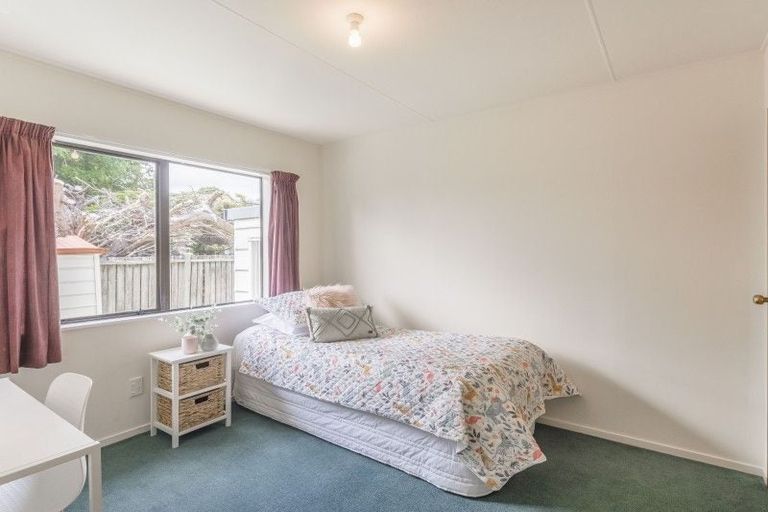 Photo of property in 7a Warrimoo Street, Paraparaumu, 5032