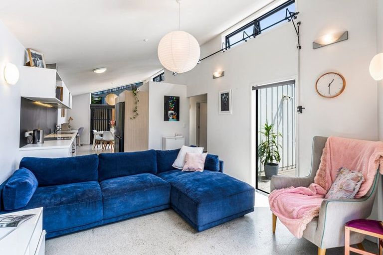 Photo of property in 8 Station Street, Hobsonville, Auckland, 0616