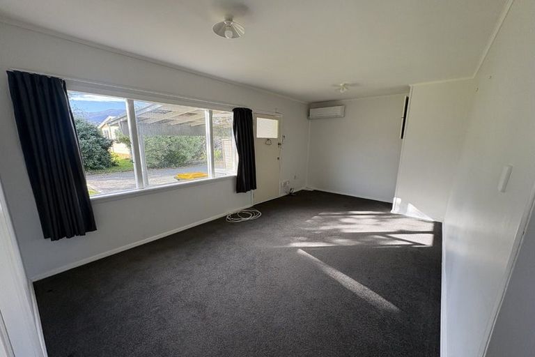 Photo of property in 3/92 Parkers Road, Tahunanui, Nelson, 7011