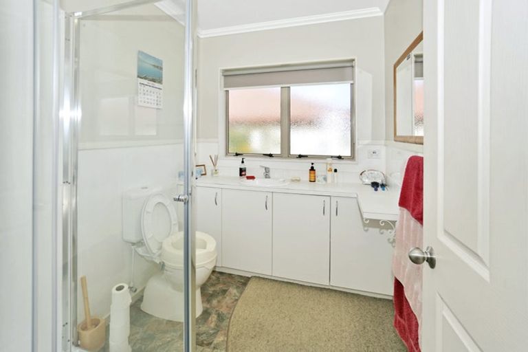 Photo of property in 42 Norm Freeman Drive, Te Puke, 3119