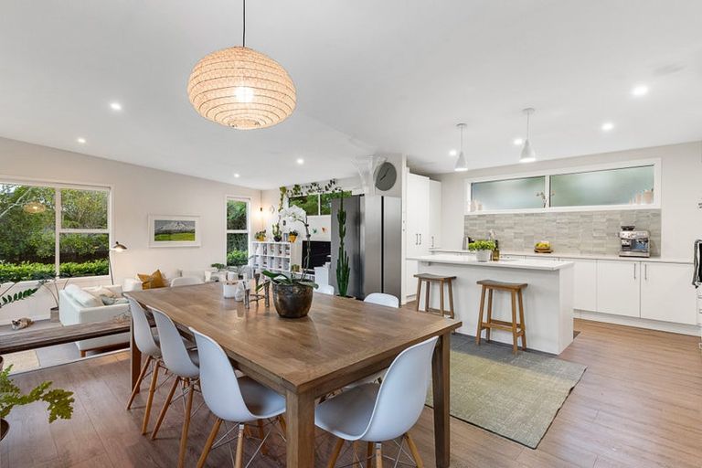 Photo of property in 72 Kiwitea Street, Sandringham, Auckland, 1041