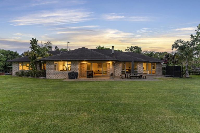 Photo of property in 300 Glenbrook Beach Road, Glenbrook, Waiuku, 2681