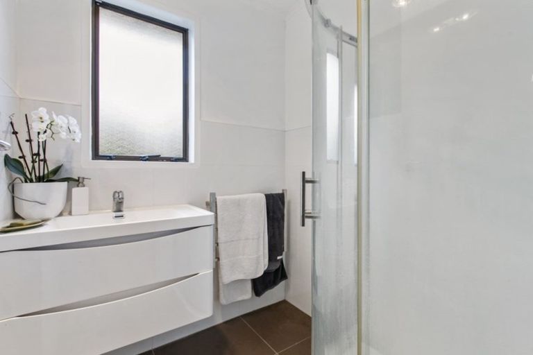 Photo of property in 1/47 Mildmay Road, Henderson, Auckland, 0610