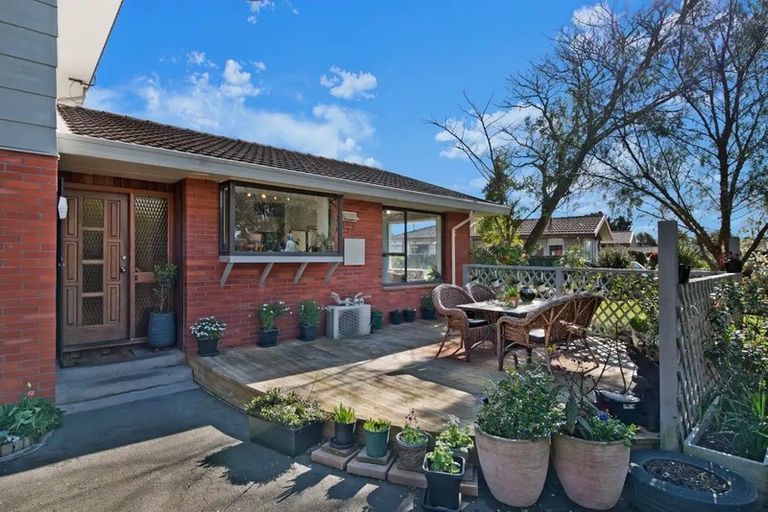 Photo of property in 23a Craven Street, Sockburn, Christchurch, 8042