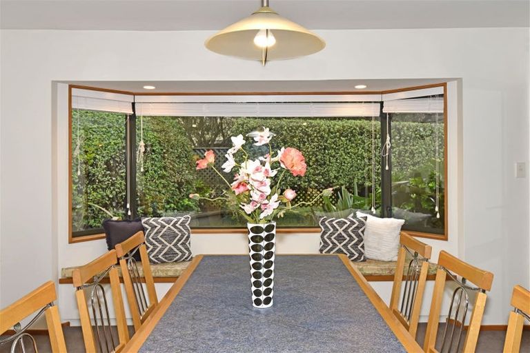 Photo of property in 10 Parkham Drive, Burnside, Christchurch, 8053