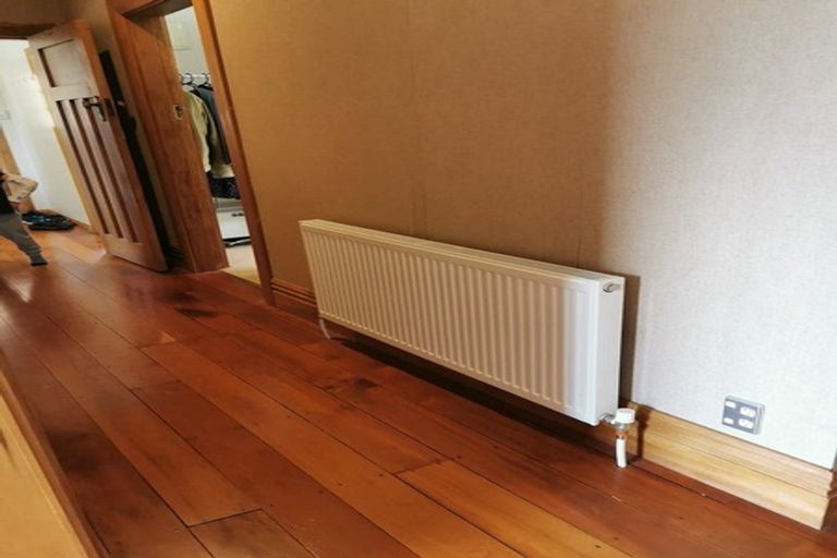 Photo of property in 2 Fernhill Terrace, Wadestown, Wellington, 6012