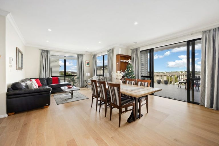 Photo of property in 4 Copper Lane, Long Bay, Auckland, 0630