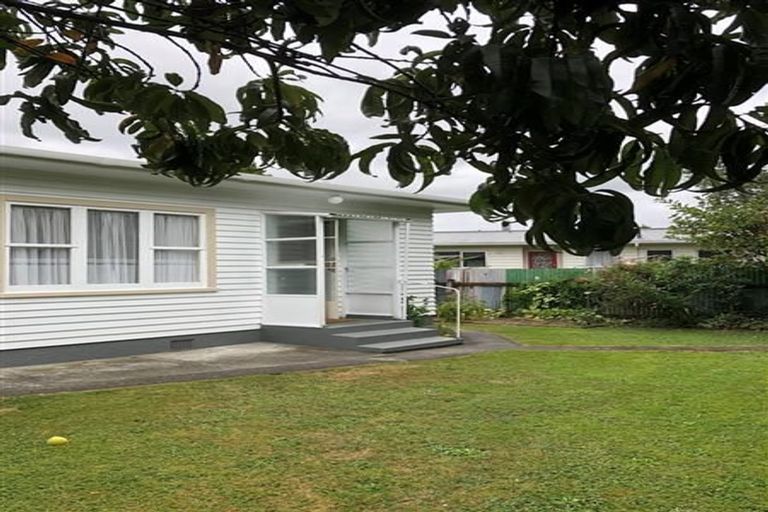 Photo of property in 7 Windsor Place, Levin, 5510