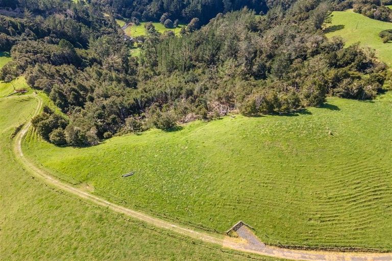 Photo of property in 67 Fraser Road, Kawakawa, 0210